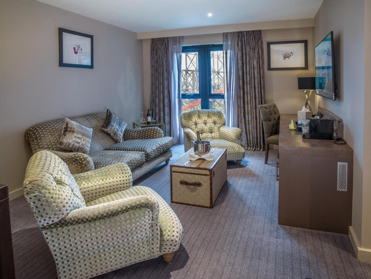 Boulevard Hotel Blackpool Zewnętrze zdjęcie A suite at the hotel