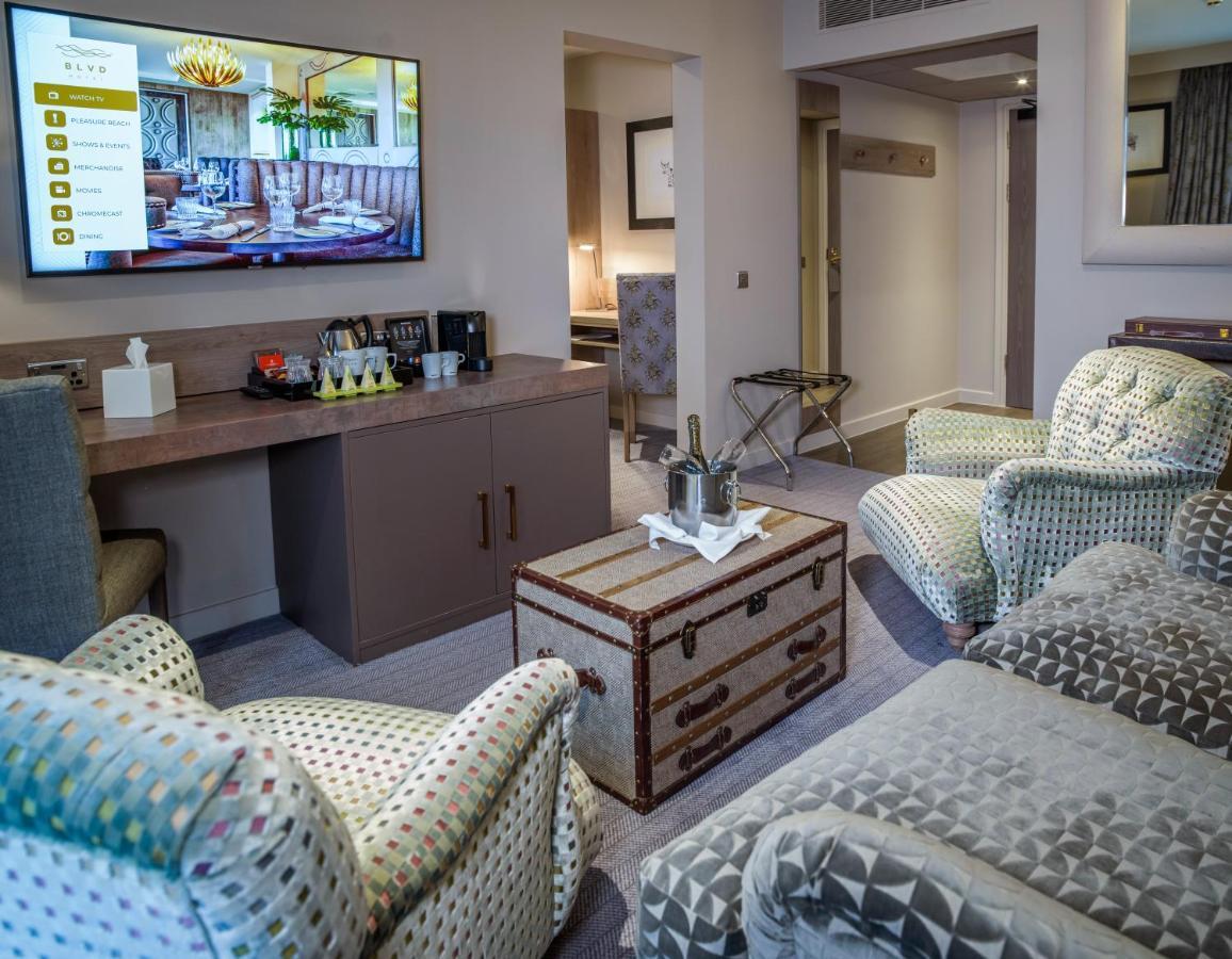 Boulevard Hotel Blackpool Zewnętrze zdjęcie A suite at the hotel